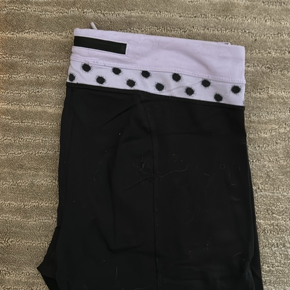 Lululemon 23” Leggings - Picture 3 of 5